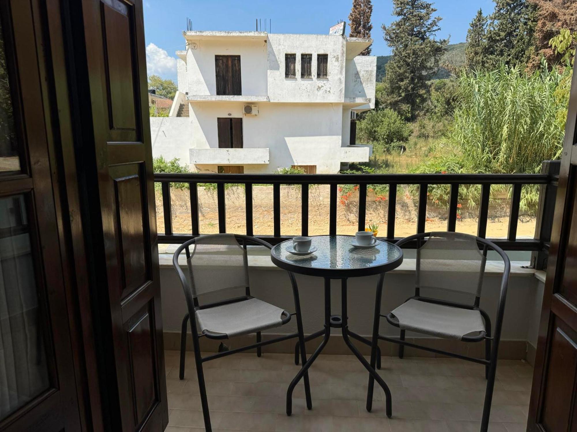 Tanias House Apartment Platanias  Ngoại thất bức ảnh